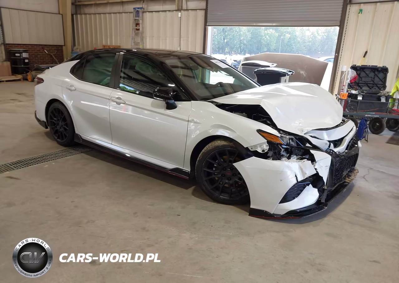 2021 Toyota Camry Trd – zdjęcie 1 z 17