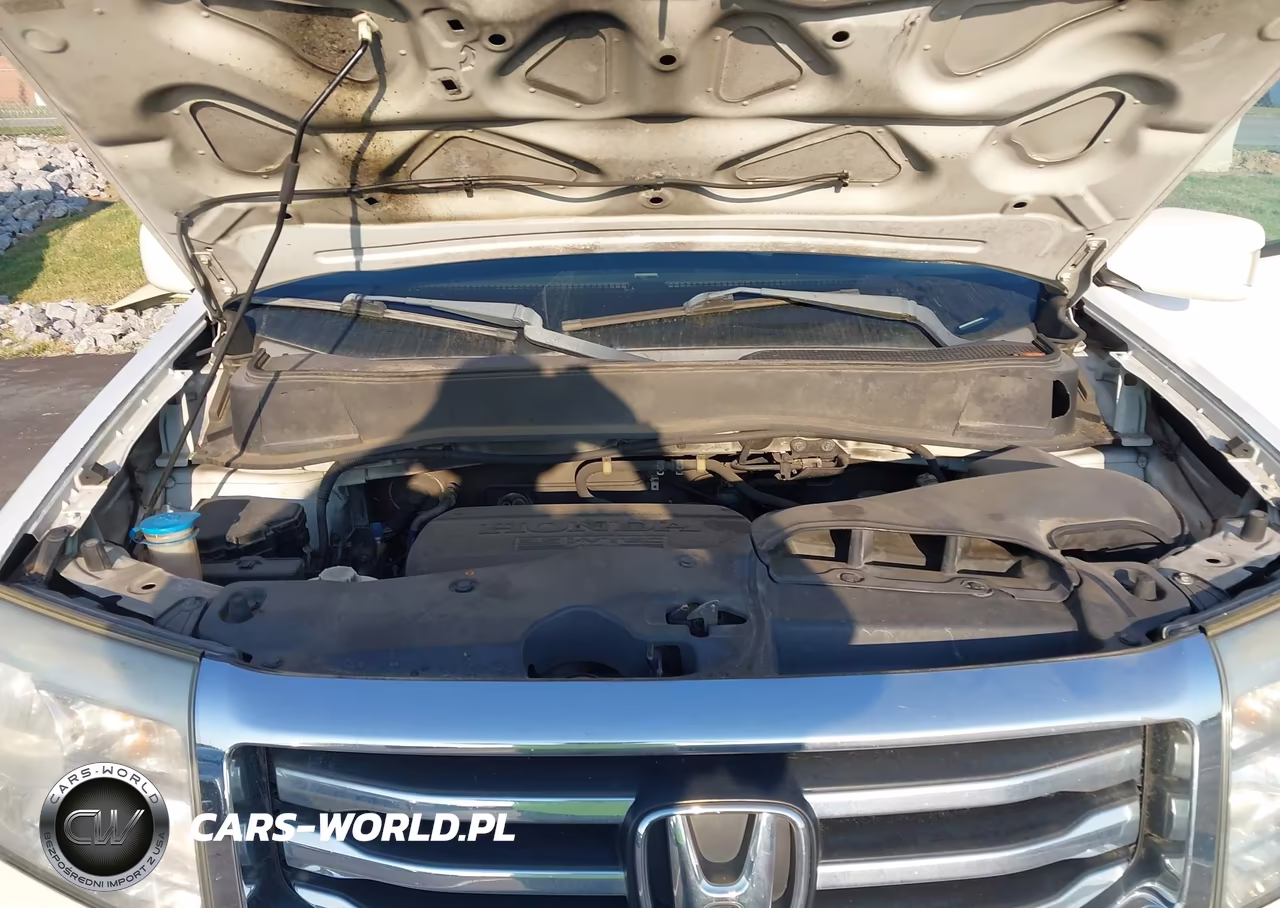 2012 Honda Pilot Touring VIN:5FNYF4H96CB065582 - 10