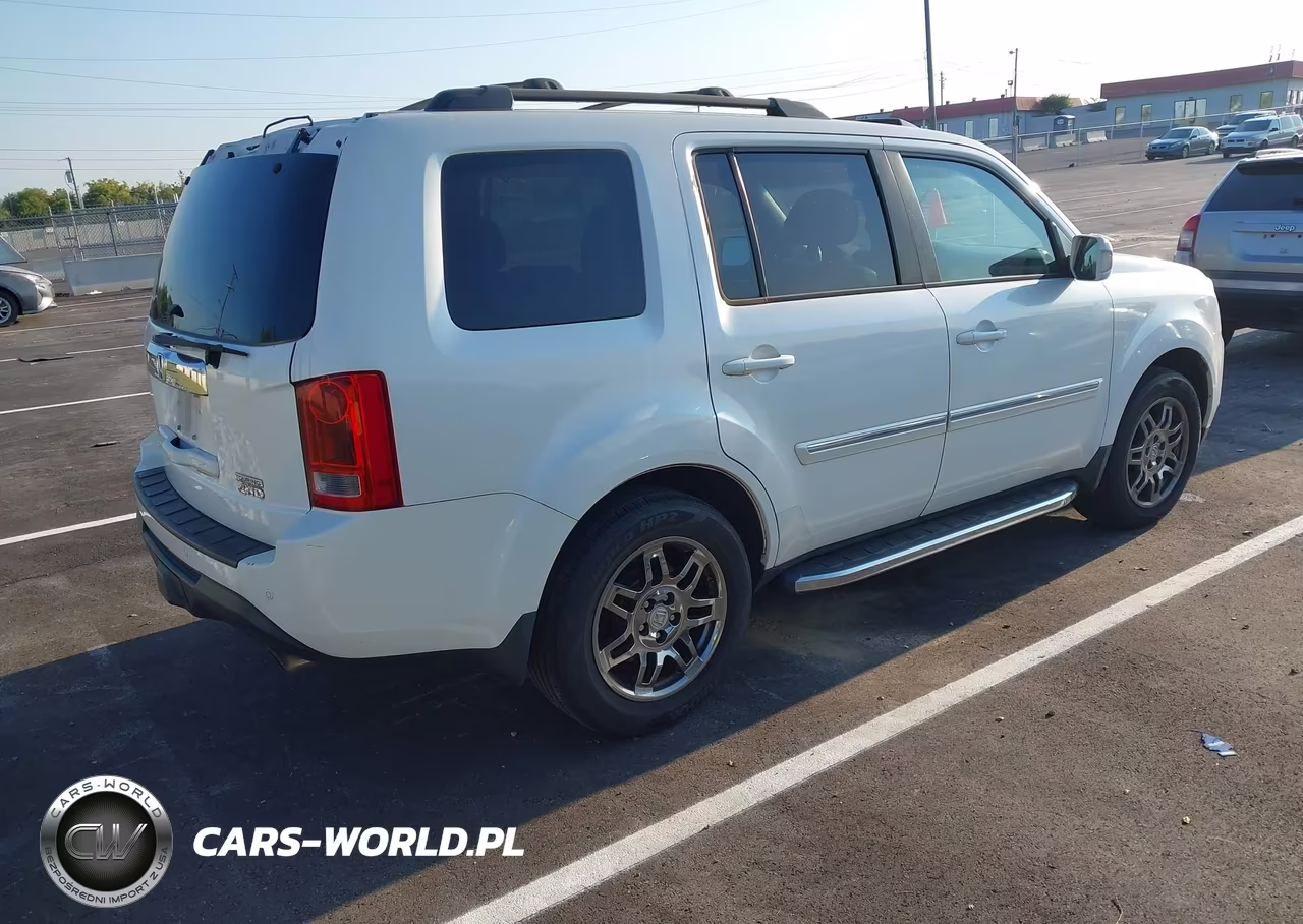 2012 Honda Pilot Touring VIN:5FNYF4H96CB065582 - 4