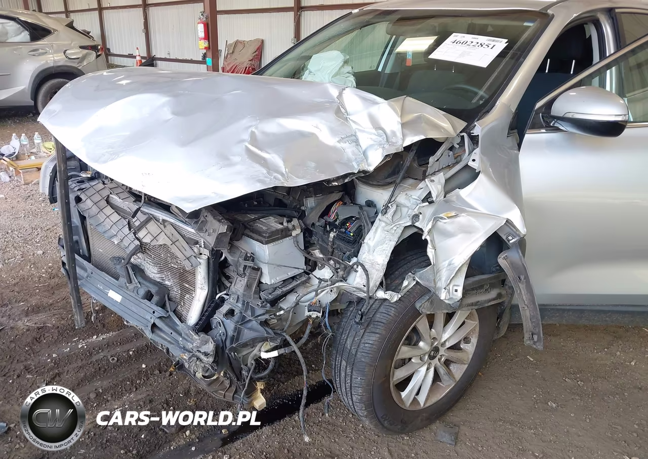2019 Kia Sorento 3.3L Lx VIN:5XYPG4A57KG441133 - 6