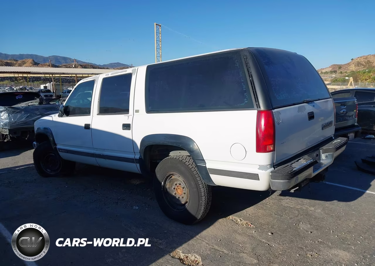1993 Chevrolet Suburban K2500 VIN:1GNGK26K4PJ366925 - 3