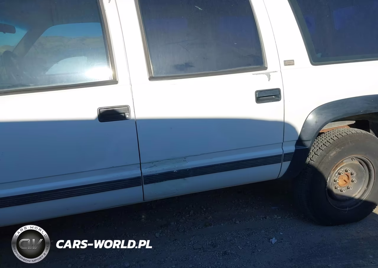 1993 Chevrolet Suburban K2500 VIN:1GNGK26K4PJ366925 - 6