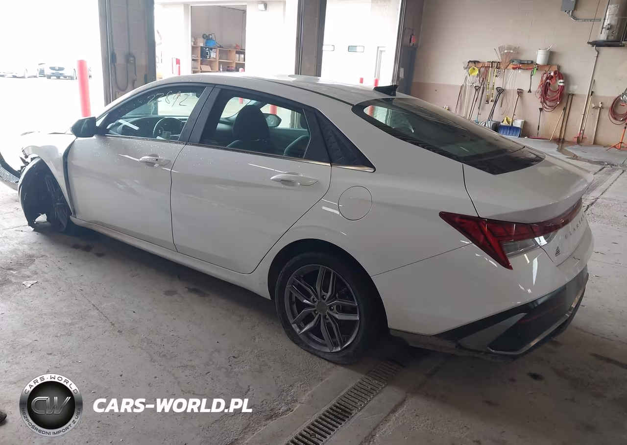 2024 Hyundai Elantra Sel VIN:KMHLS4DG8RU672346 - 3