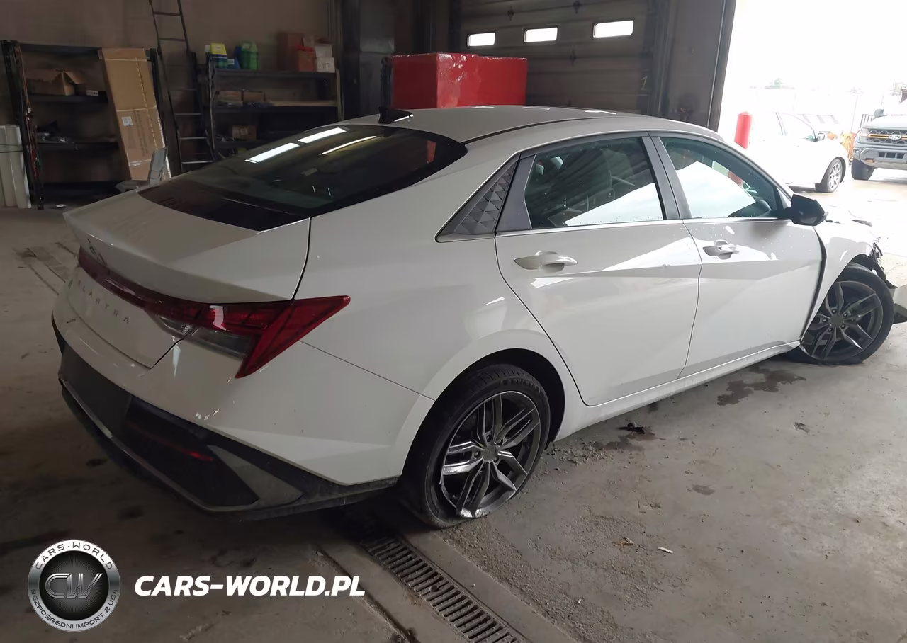 2024 Hyundai Elantra Sel VIN:KMHLS4DG8RU672346 - 4