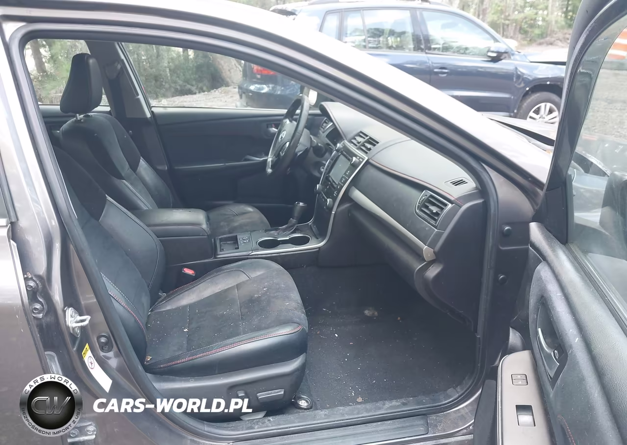 2017 Toyota Camry Xse VIN:4T1BF1FK8HU383207 - 5