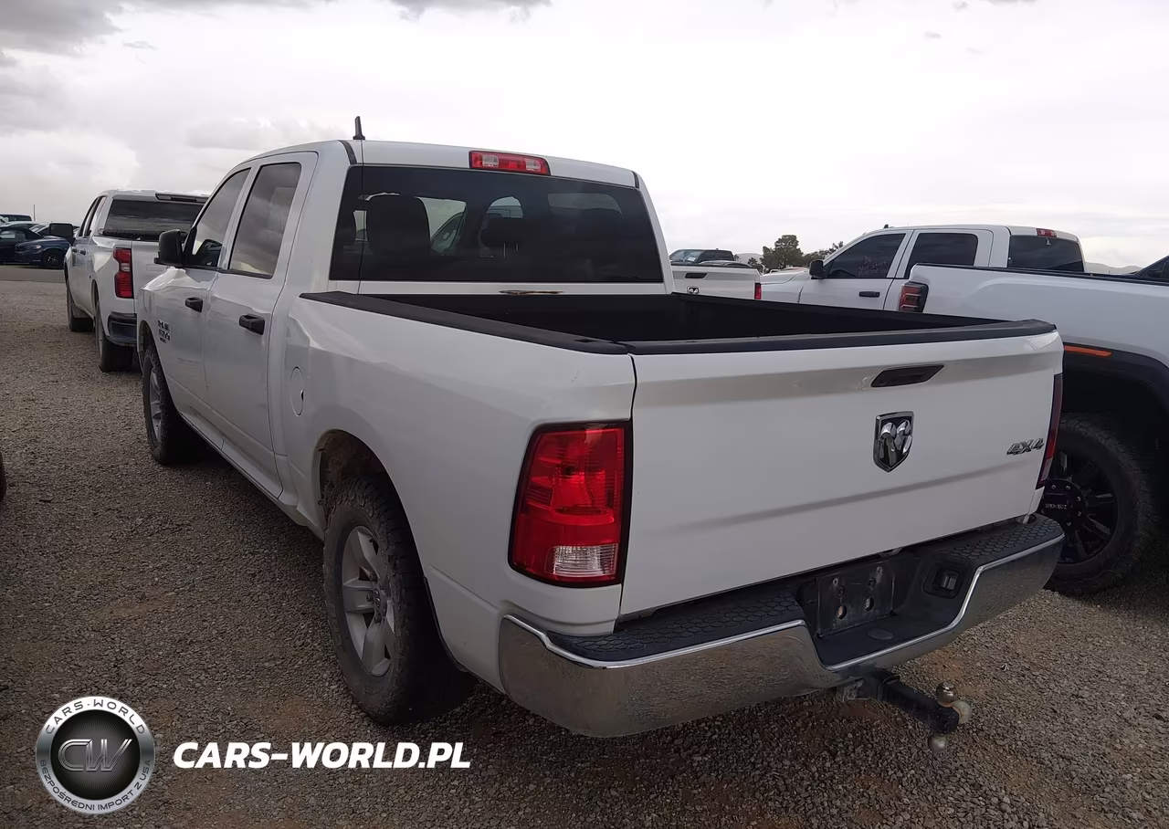 2022 Ram 1500 Classic Tradesman 4X4 5'7 Box VIN:3C6RR7KG4NG413355 - 3