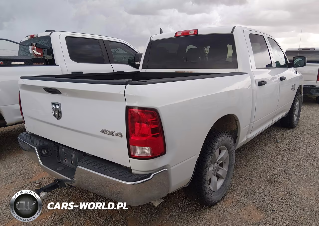 2022 Ram 1500 Classic Tradesman 4X4 5'7 Box VIN:3C6RR7KG4NG413355 - 4
