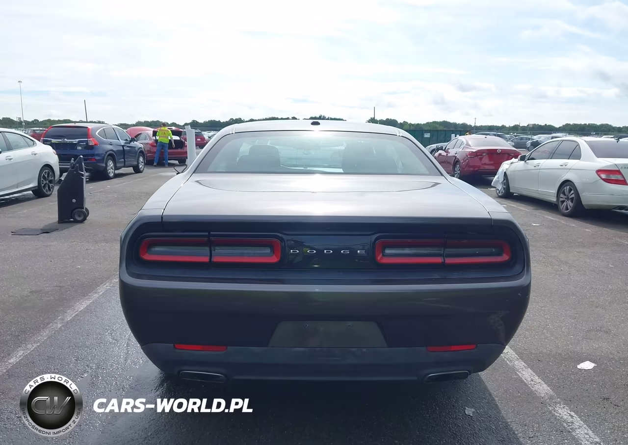 2015 Dodge Challenger Sxt VIN:2C3CDZAG6FH877408 - 16