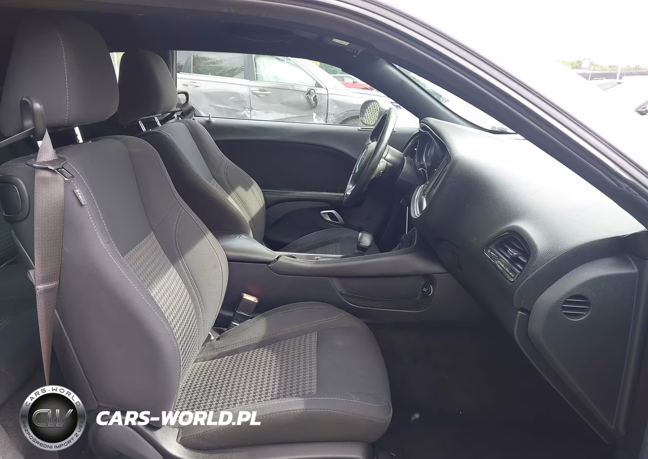 2015 Dodge Challenger Sxt VIN:2C3CDZAG6FH877408 - 5