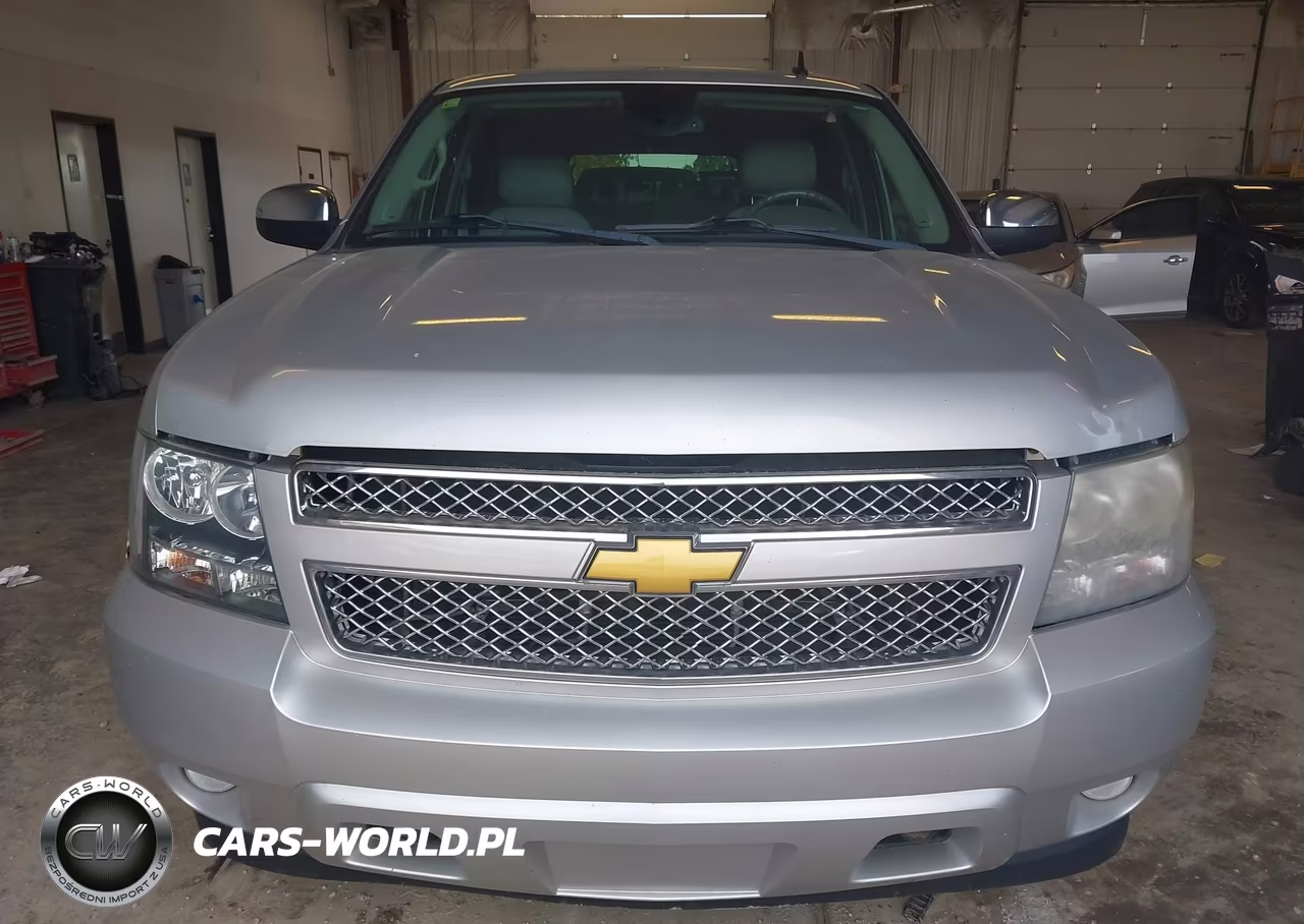 2010 Chevrolet Suburban 1500 Ltz VIN:1GNUKKE32AR166387 - 12