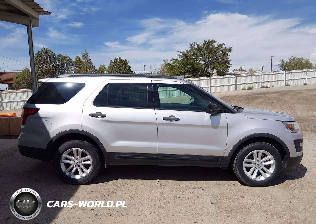 2017 Ford Explorer VIN:1FM5K8B87HGD23963 - 13