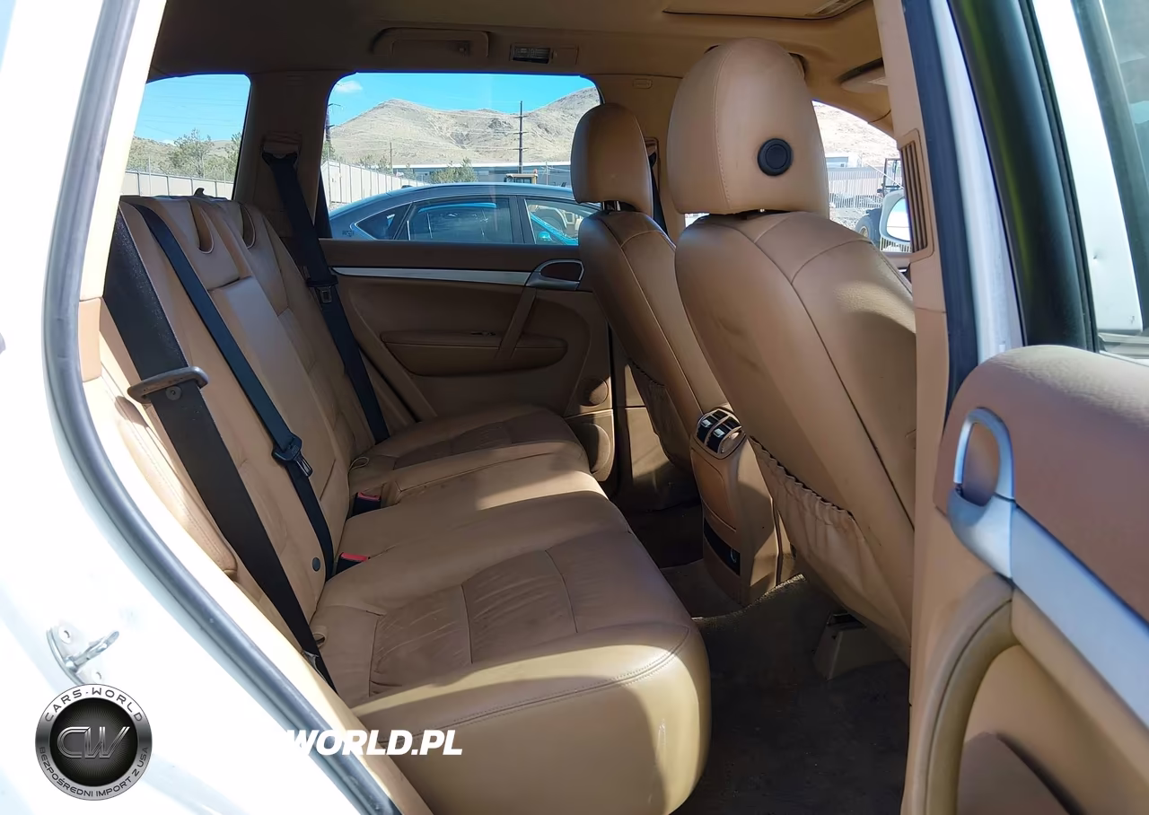 2010 Porsche Cayenne VIN:WP1AA2APXALA12082 - 8