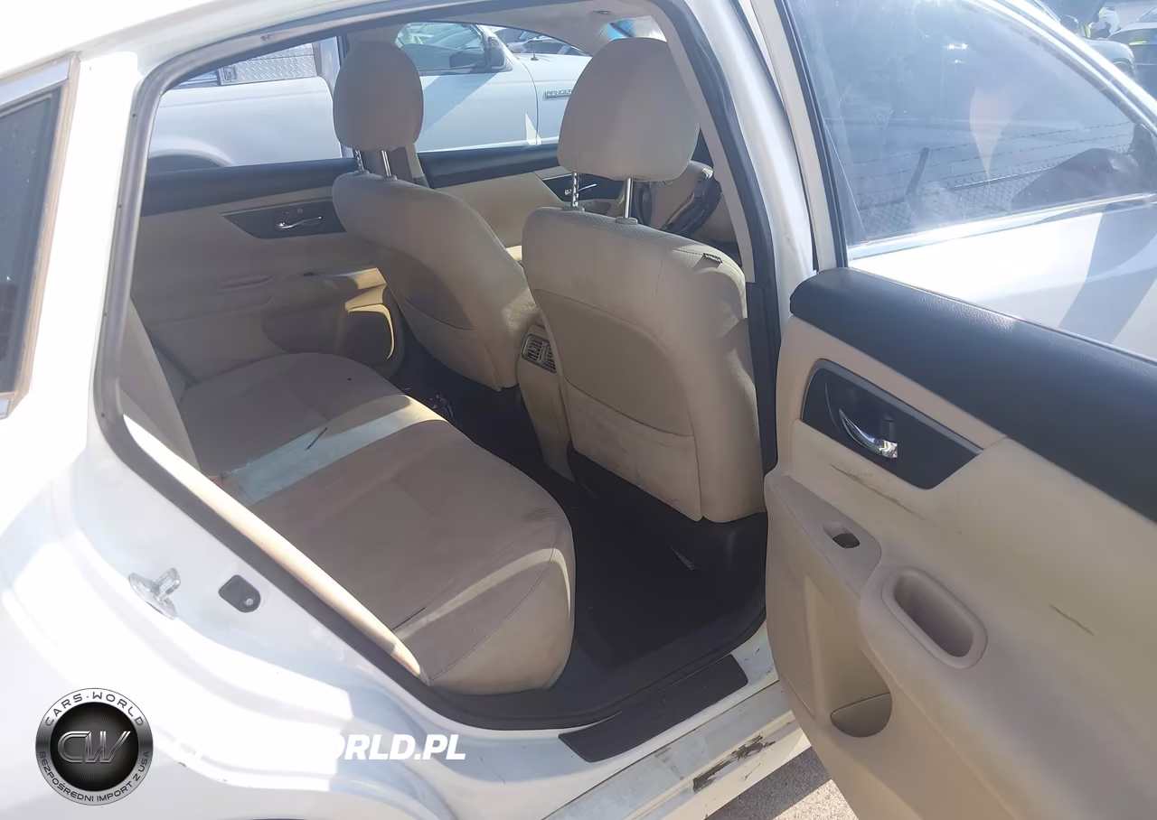 2015 Nissan Altima 2.5 Sv VIN:1N4AL3AP4FC144091 - 8