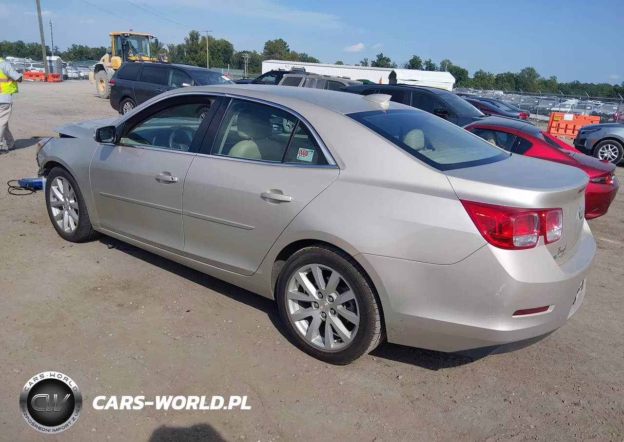 2015 Chevrolet Malibu 2Lt VIN:1G11D5SL4FF239269 - 3