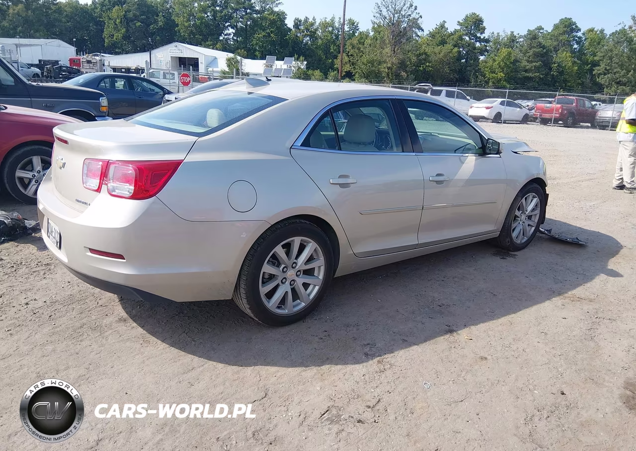 2015 Chevrolet Malibu 2Lt VIN:1G11D5SL4FF239269 - 4