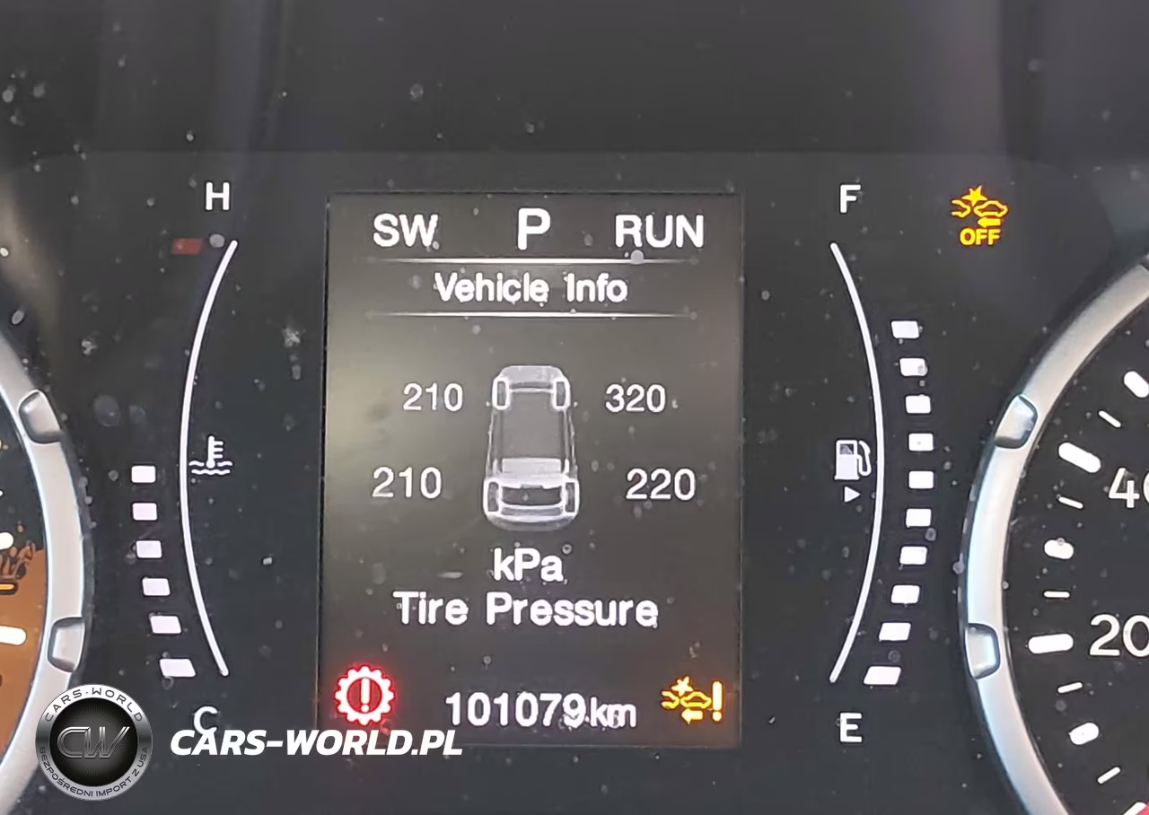2018 Jeep Renegade Latitude Fwd VIN:ZACCJABB6JPG80559 - 15