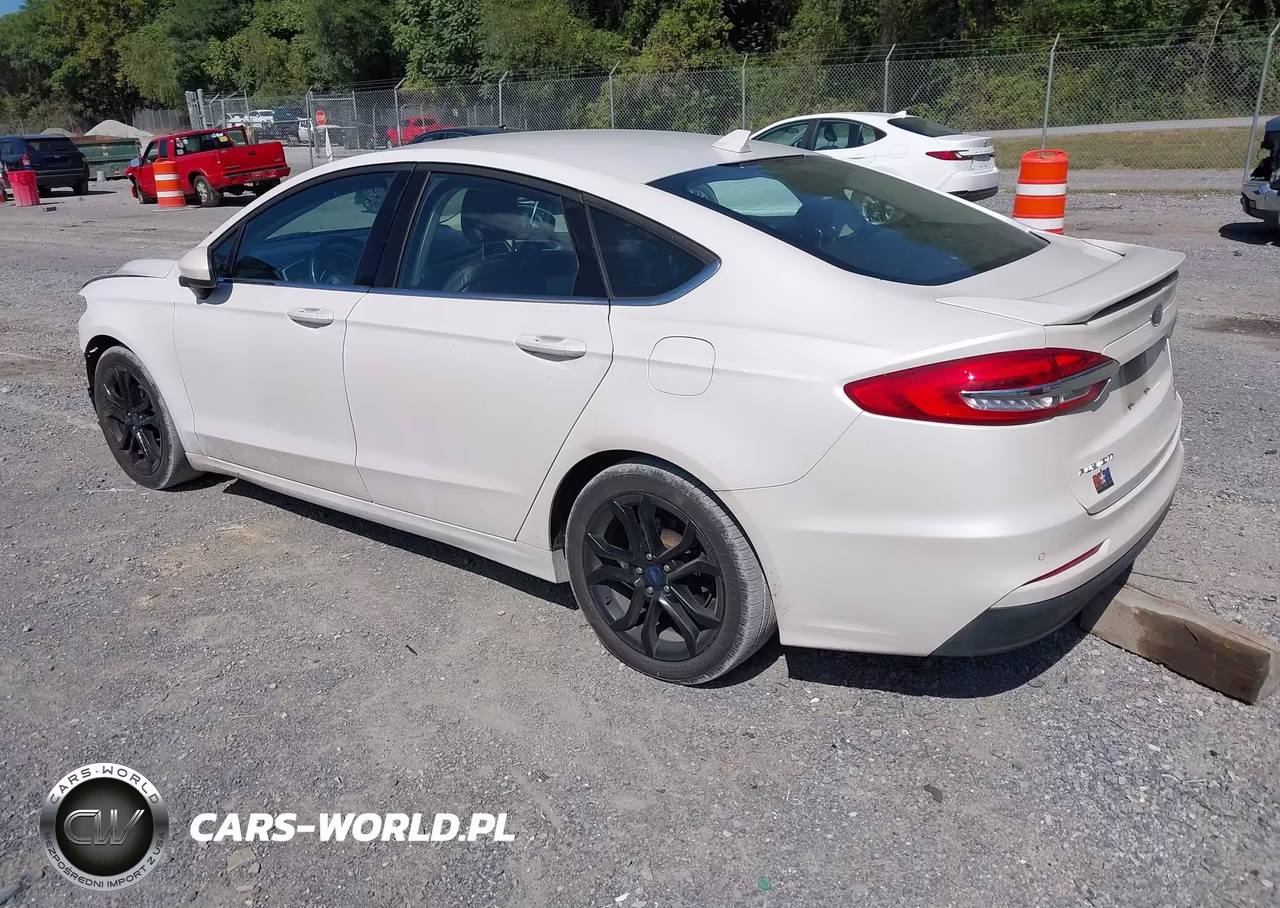 2019 Ford Fusion Se VIN:3FA6P0HD2KR194813 - 3