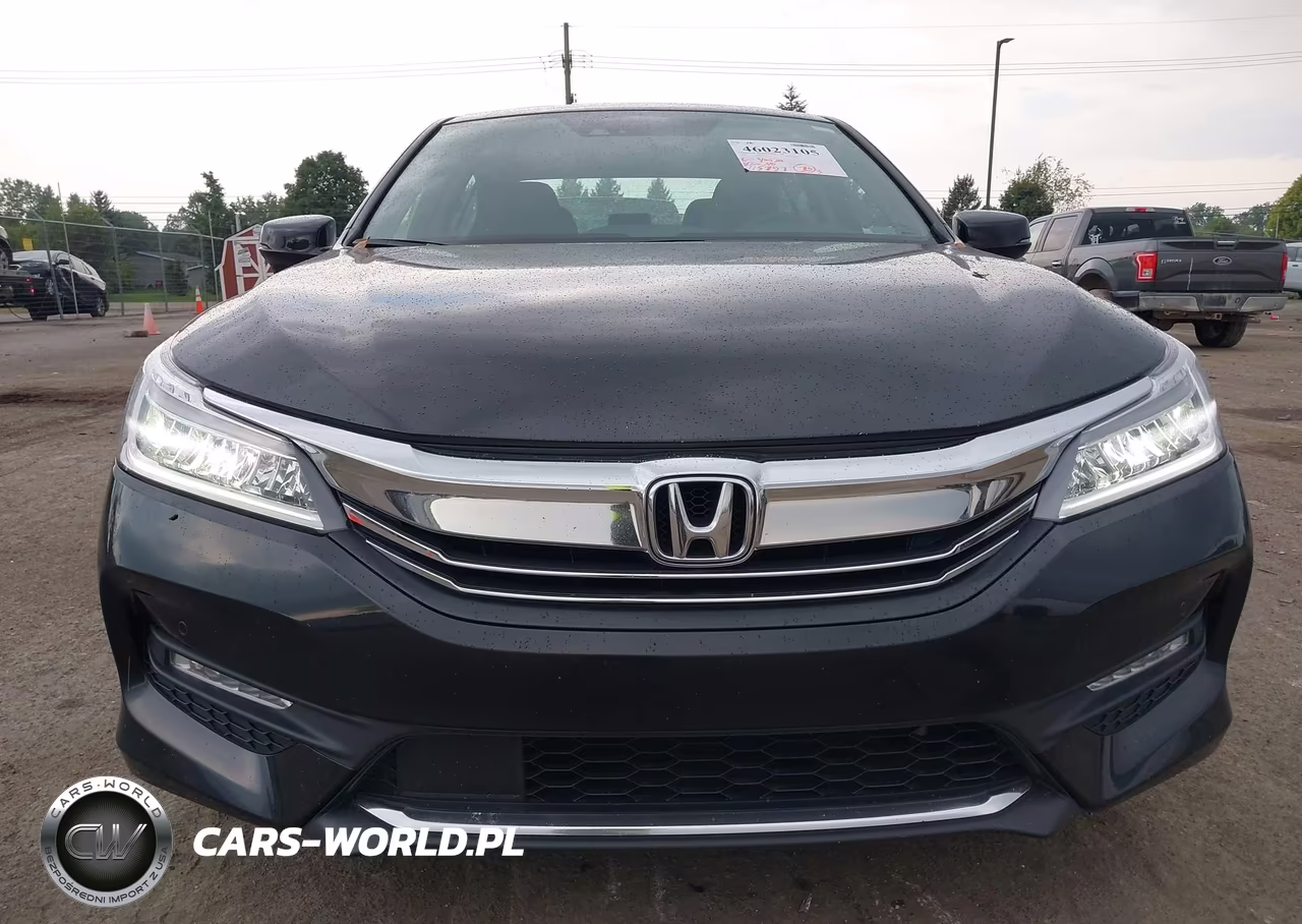 2016 Honda Accord Touring VIN:1HGCR3F96GA025002 - 12