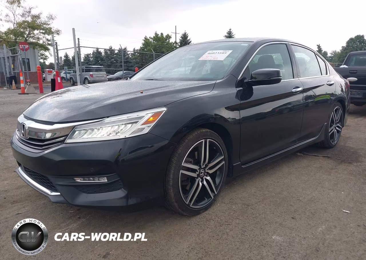 2016 Honda Accord Touring VIN:1HGCR3F96GA025002 - 2