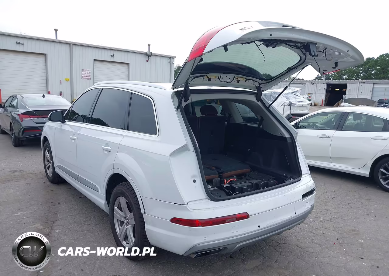 2018 Audi Q7 2.0T Premium VIN:WA1LHAF74JD020076 - 3