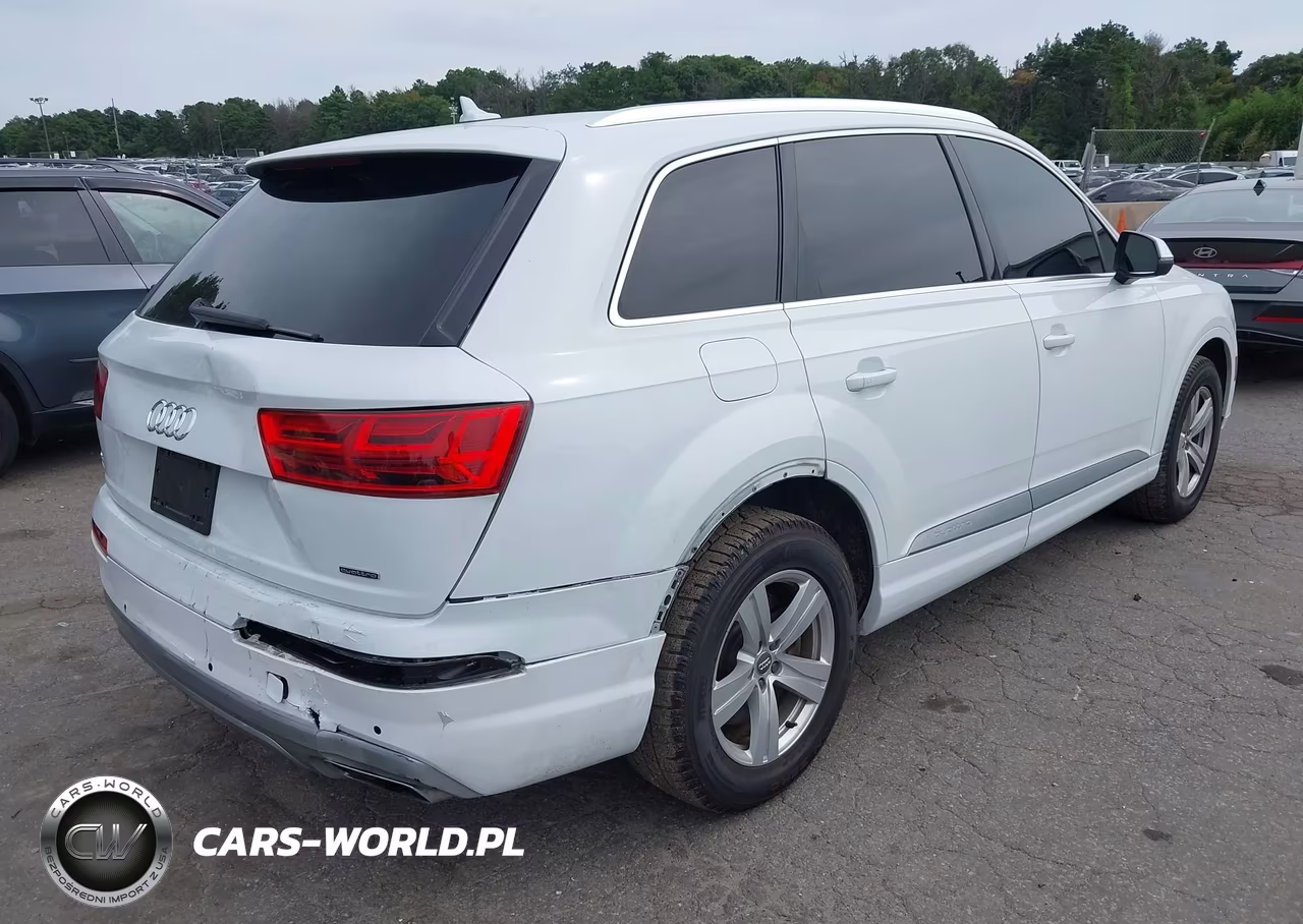 2018 Audi Q7 2.0T Premium VIN:WA1LHAF74JD020076 - 4