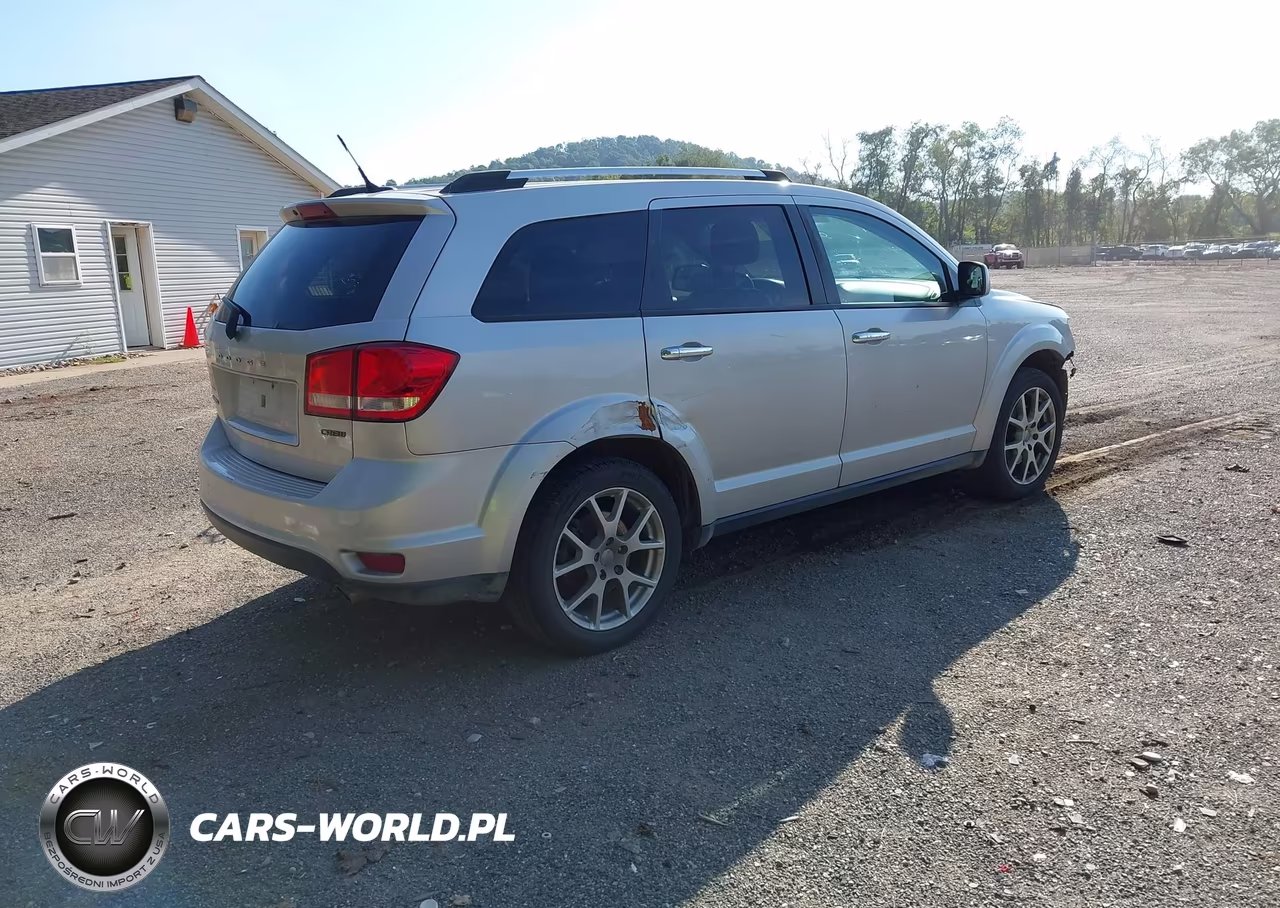 2013 Dodge Journey Crew VIN:3C4PDCDGXDT589028 - 4