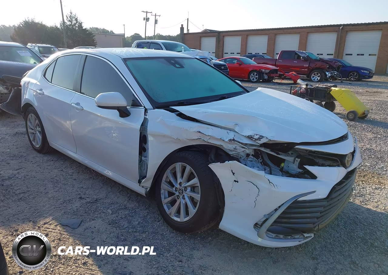 2023 Toyota Camry Le