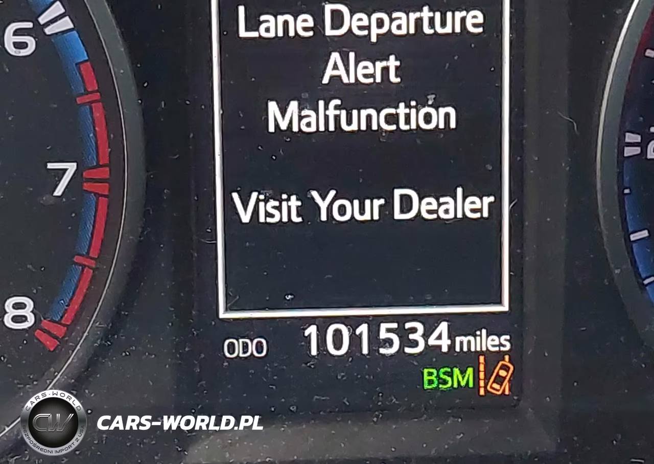 2018 Toyota Rav4 Xle VIN:2T3RFREV7JW739569 - 15