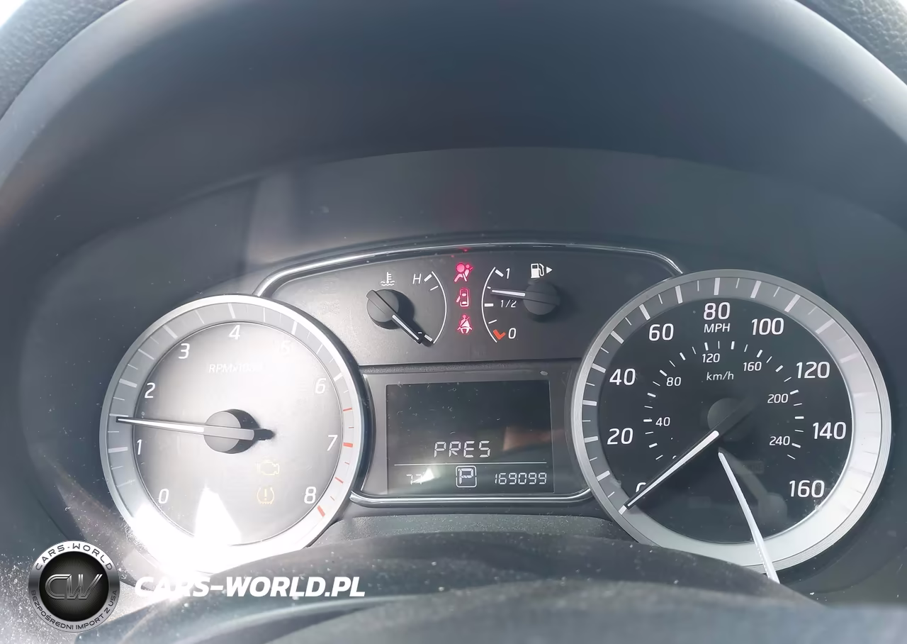 2013 Nissan Sentra Sr VIN:3N1AB7AP3DL651833 - 7