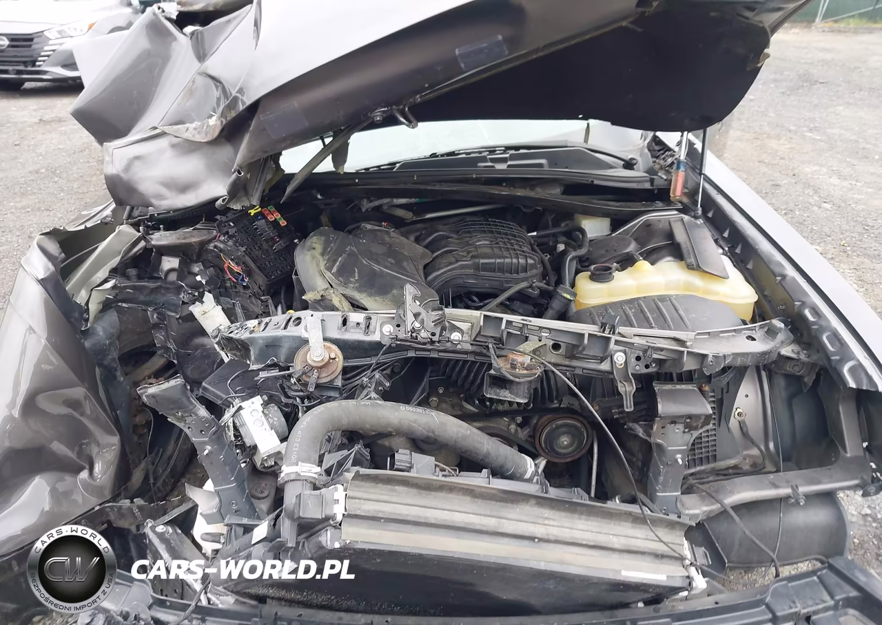 2018 Dodge Challenger Sxt VIN:2C3CDZAG1JH245733 - 10