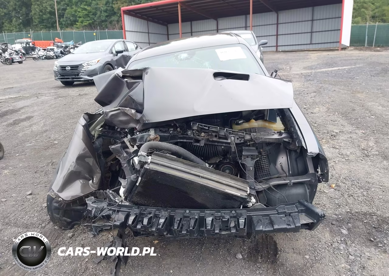 2018 Dodge Challenger Sxt VIN:2C3CDZAG1JH245733 - 12