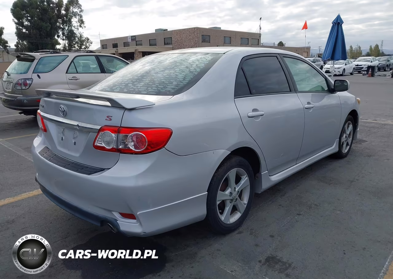 2011 Toyota Corolla S VIN:2T1BU4EE7BC656620 - 4