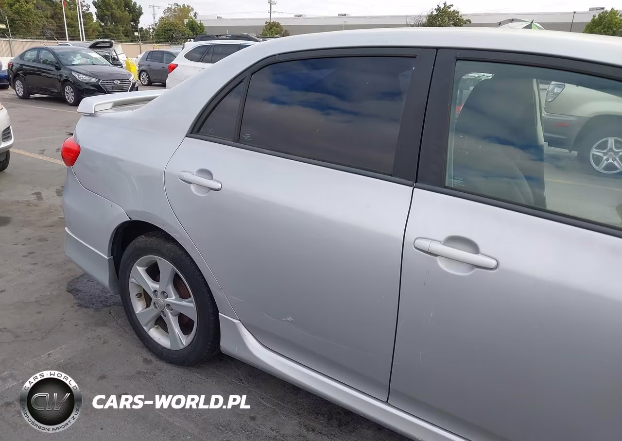 2011 Toyota Corolla S VIN:2T1BU4EE7BC656620 - 6