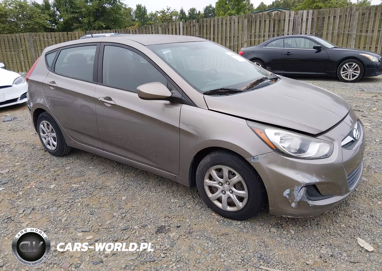 2014 Hyundai Accent Gs
