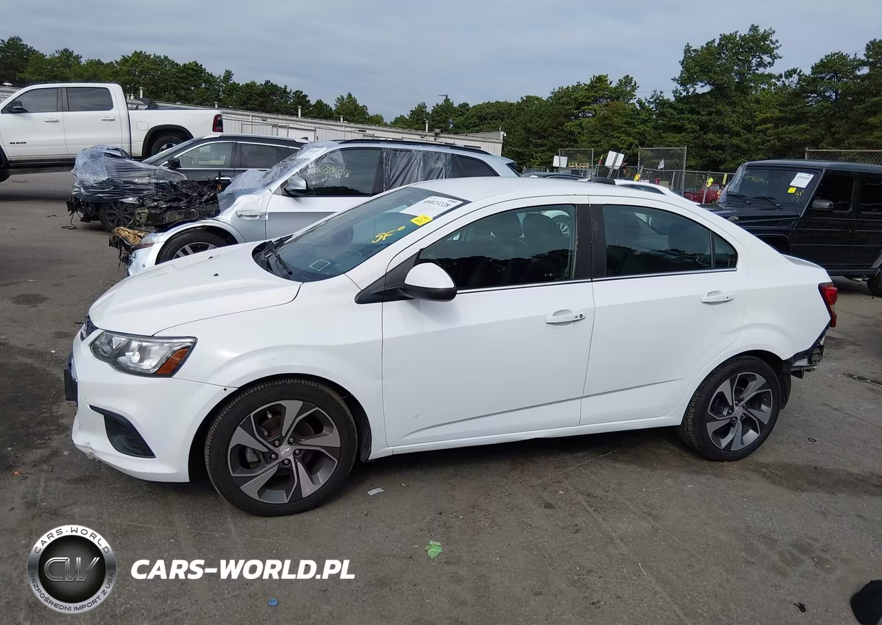 2018 Chevrolet Sonic Premier Auto VIN:1G1JF5SB2J4105706 - 15