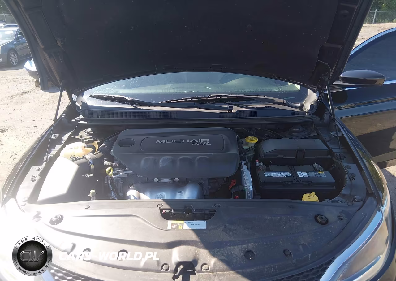 2015 Chrysler 200 Limited VIN:1C3CCCAB4FN599460 - 10