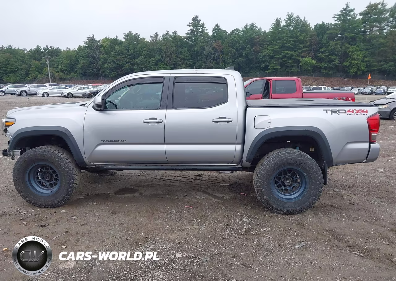 2017 Toyota Tacoma Trd Off Road VIN:5TFCZ5AN8HX108542 - 15