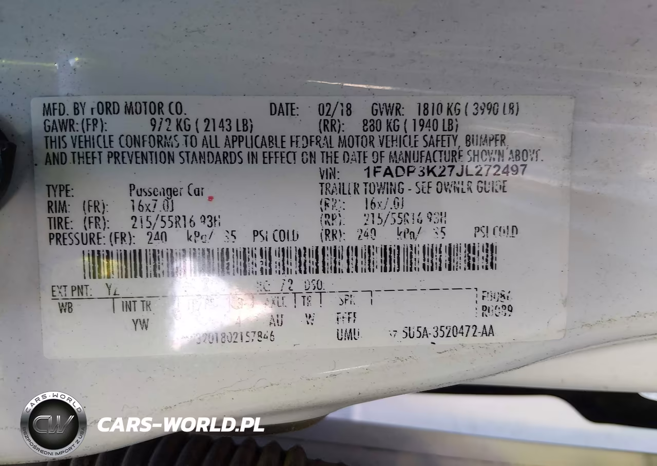 2018 Ford Focus Se VIN:1FADP3K27JL272497 - 9