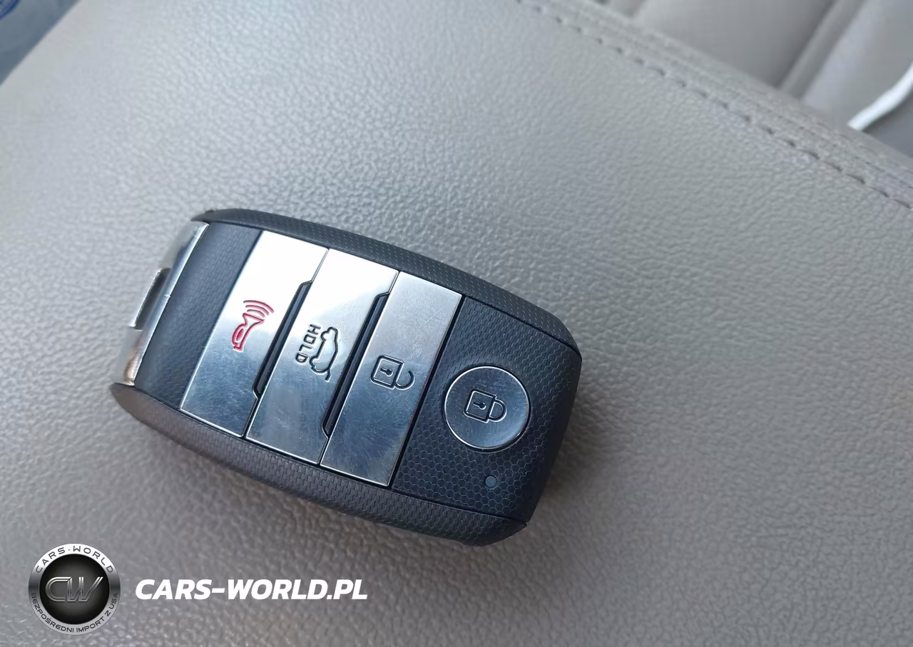 2020 Kia Sorento 3.3L Ex VIN:5XYPH4A5XLG709056 - 11
