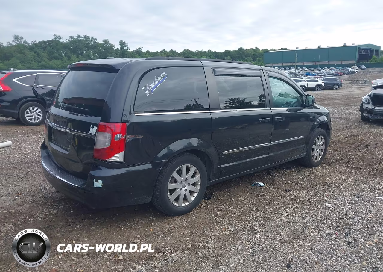 2012 Chrysler Town & Country Touring VIN:2C4RC1BG8CR411493 - 4