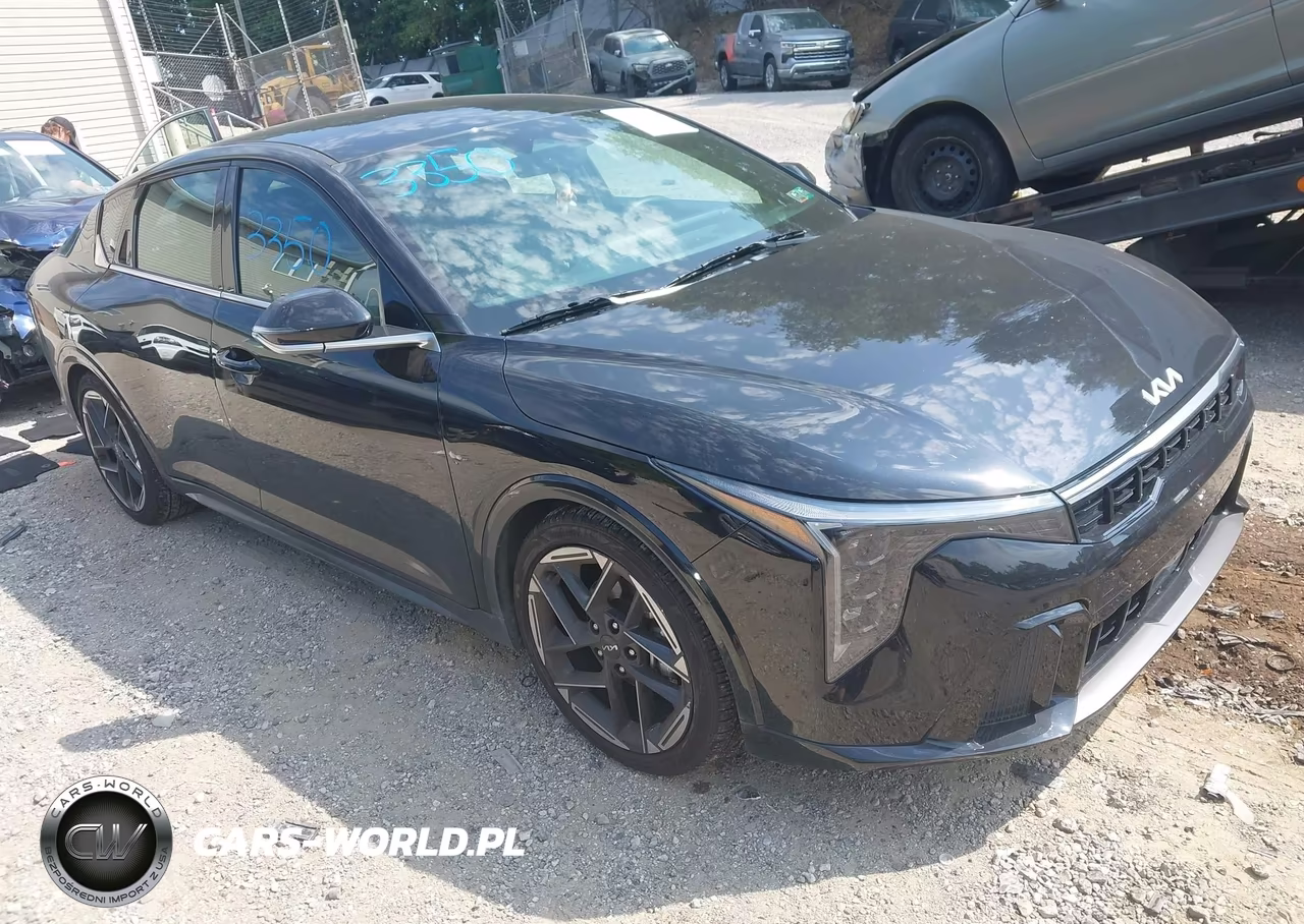 2025 Kia K4 Gt-Line – zdjęcie 1 z 16