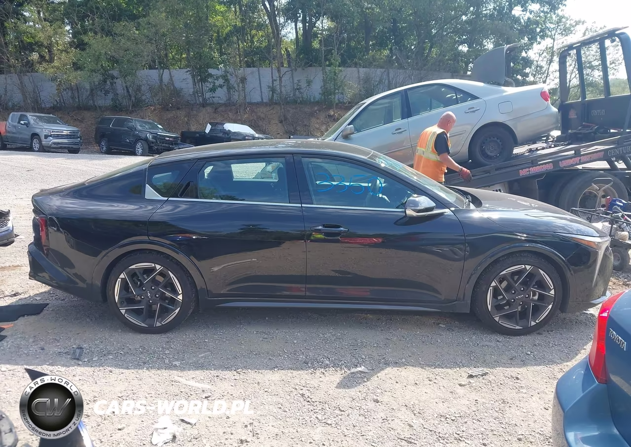 2025 Kia K4 Gt-Line VIN:3KPFW4DE1SE168696 - 13