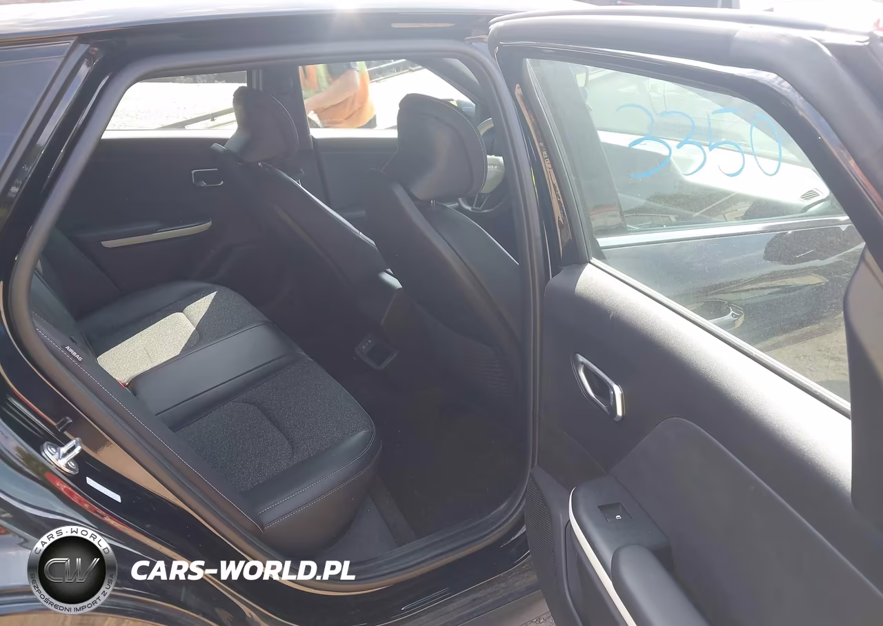 2025 Kia K4 Gt-Line VIN:3KPFW4DE1SE168696 - 8