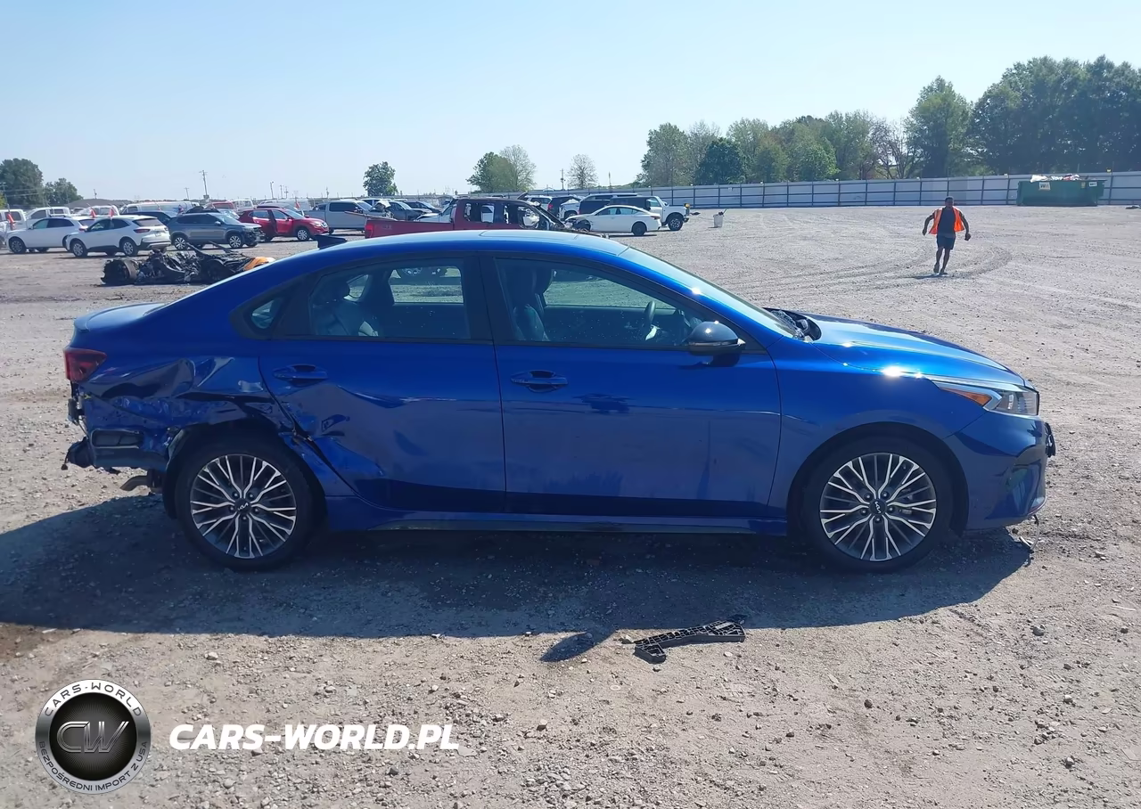 2024 Kia Forte Gt-Line VIN:3KPF54AD0RE812245 - 14