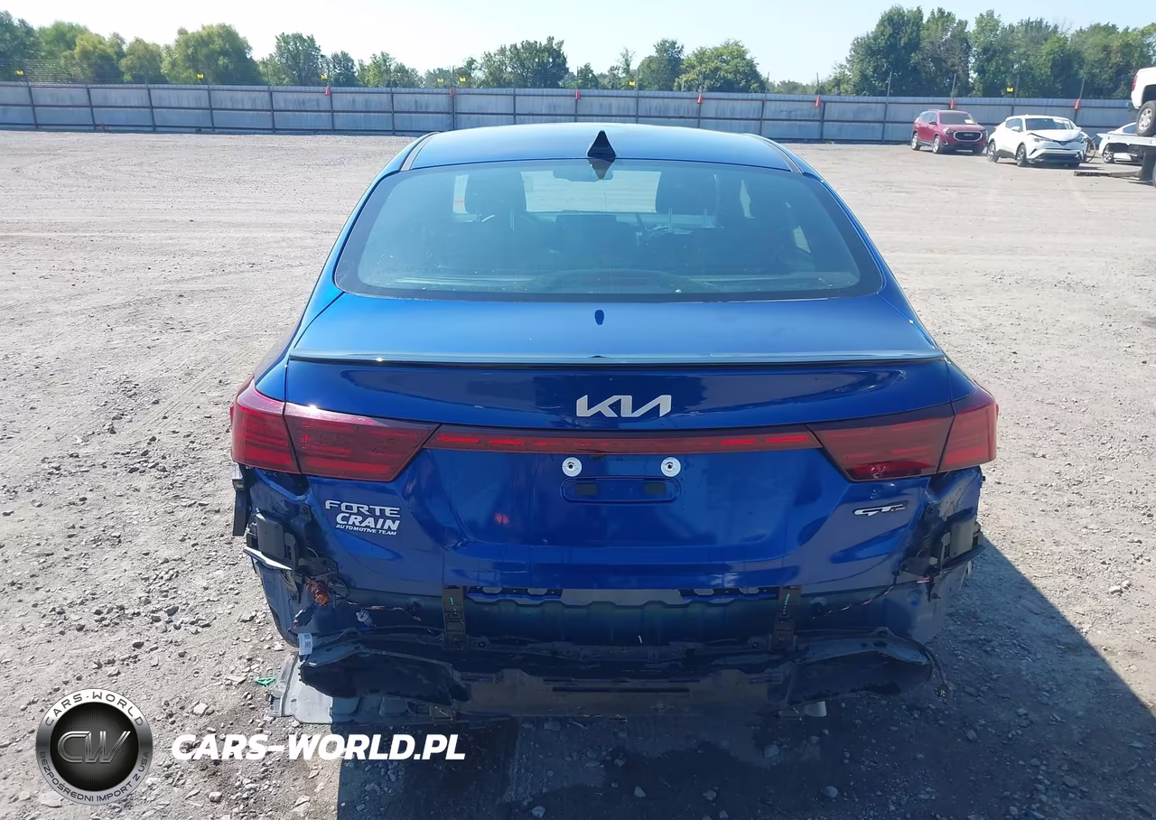 2024 Kia Forte Gt-Line VIN:3KPF54AD0RE812245 - 17