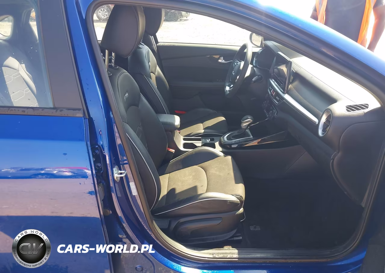2024 Kia Forte Gt-Line VIN:3KPF54AD0RE812245 - 5