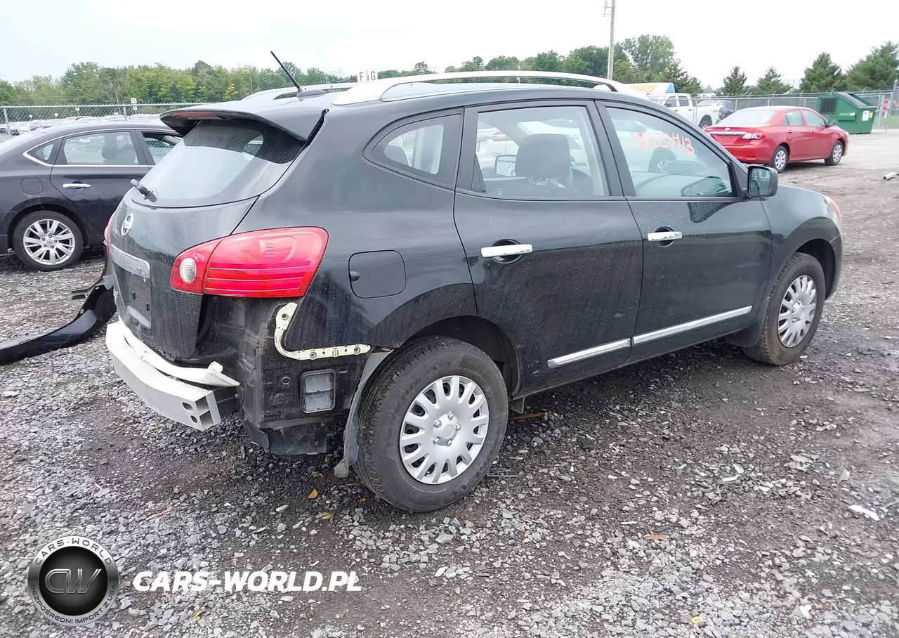 2015 Nissan Rogue Select S VIN:JN8AS5MT0FW164262 - 4