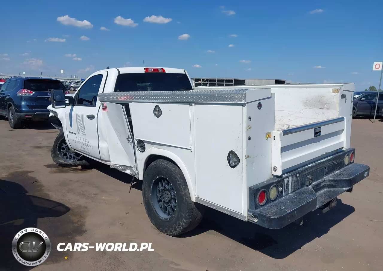 2015 Chevrolet Silverado 2500Hd Wt VIN:1GB0CUEG1FZ520107 - 3