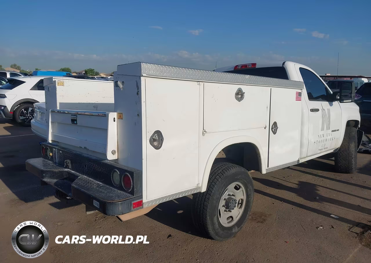 2015 Chevrolet Silverado 2500Hd Wt VIN:1GB0CUEG1FZ520107 - 4