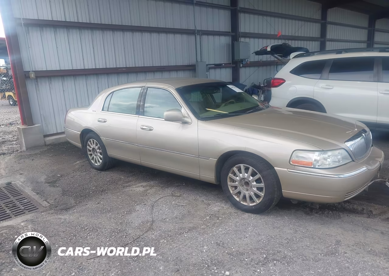 2006 Lincoln Town Car Signature – zdjęcie 1 z 15